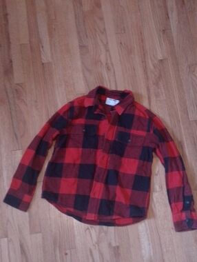 Old Navy Red and Black Plaid Button-Down Shirt